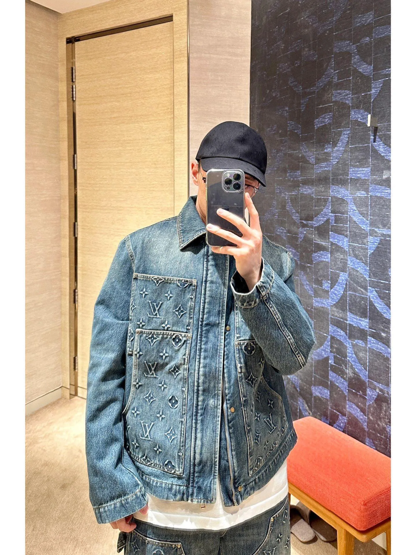 Louis Vuitton/Louis Vuitton embossed denim jacket